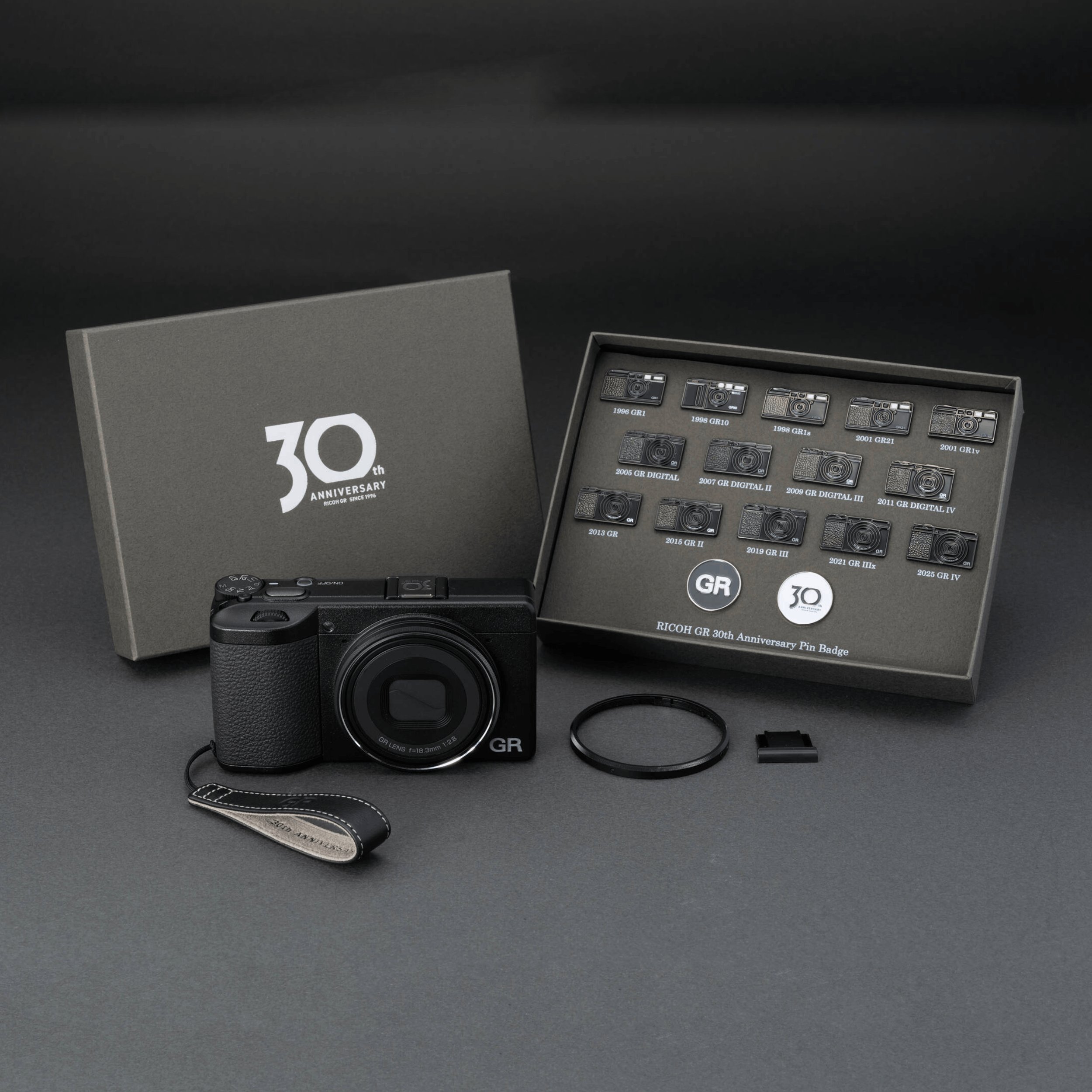 [Pre-order] Ricoh GR IV 30th Anniversary Edition Kit (Limited Edition, Limited Quantity)-Digital Compact Cameras-futuromic
